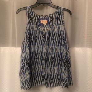 Blue design tank top